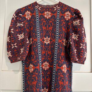 Short Poof Sleeve Sweater with personality